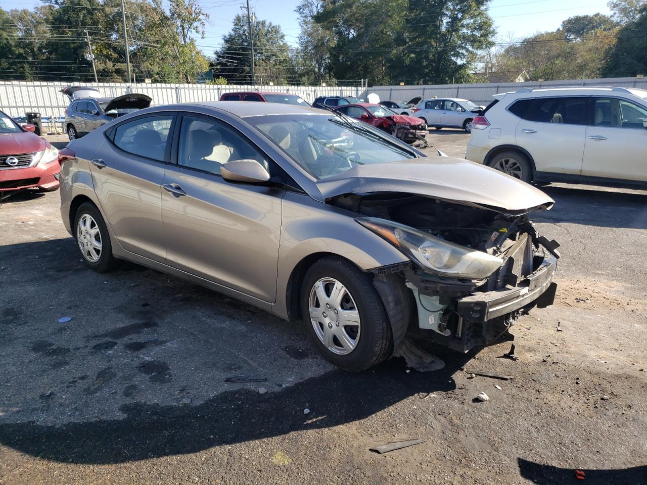 2016 Hyundai Elantra - Image 4