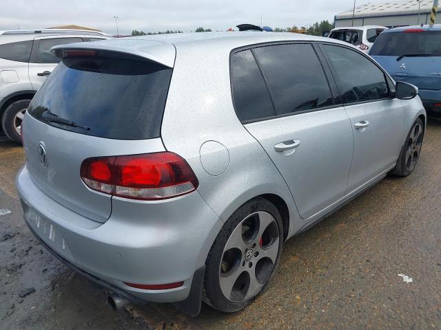 2009 VOLKSWAGEN GOLF GTI S