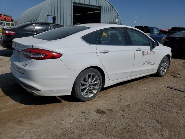 Седани FORD FUSION 2017 Білий