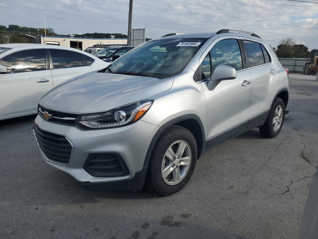 KL7CJPSB0LB033930 2020 CHEVROLET TRAX - Image 1