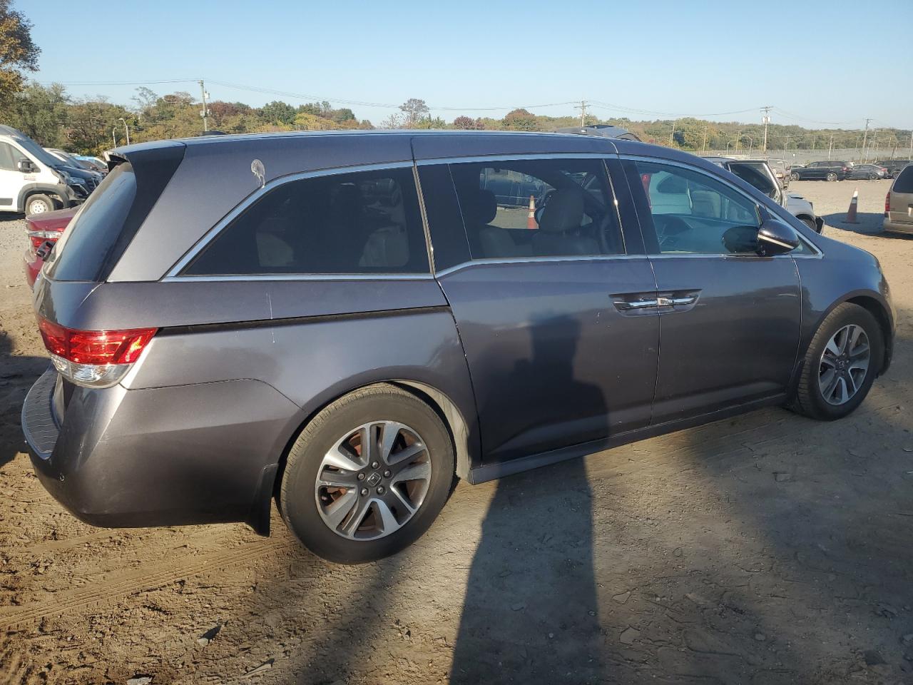 2014 Honda Odyssey - Image 3