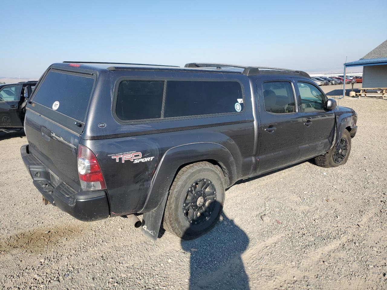 2011 Toyota Tacoma - Image 3