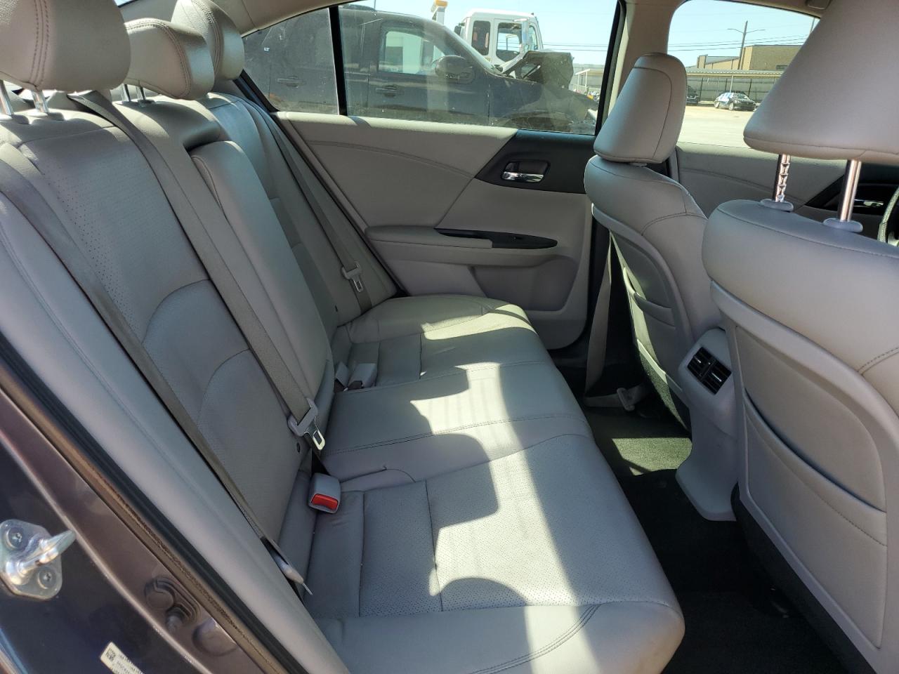 2013 Honda Accord - Image 10