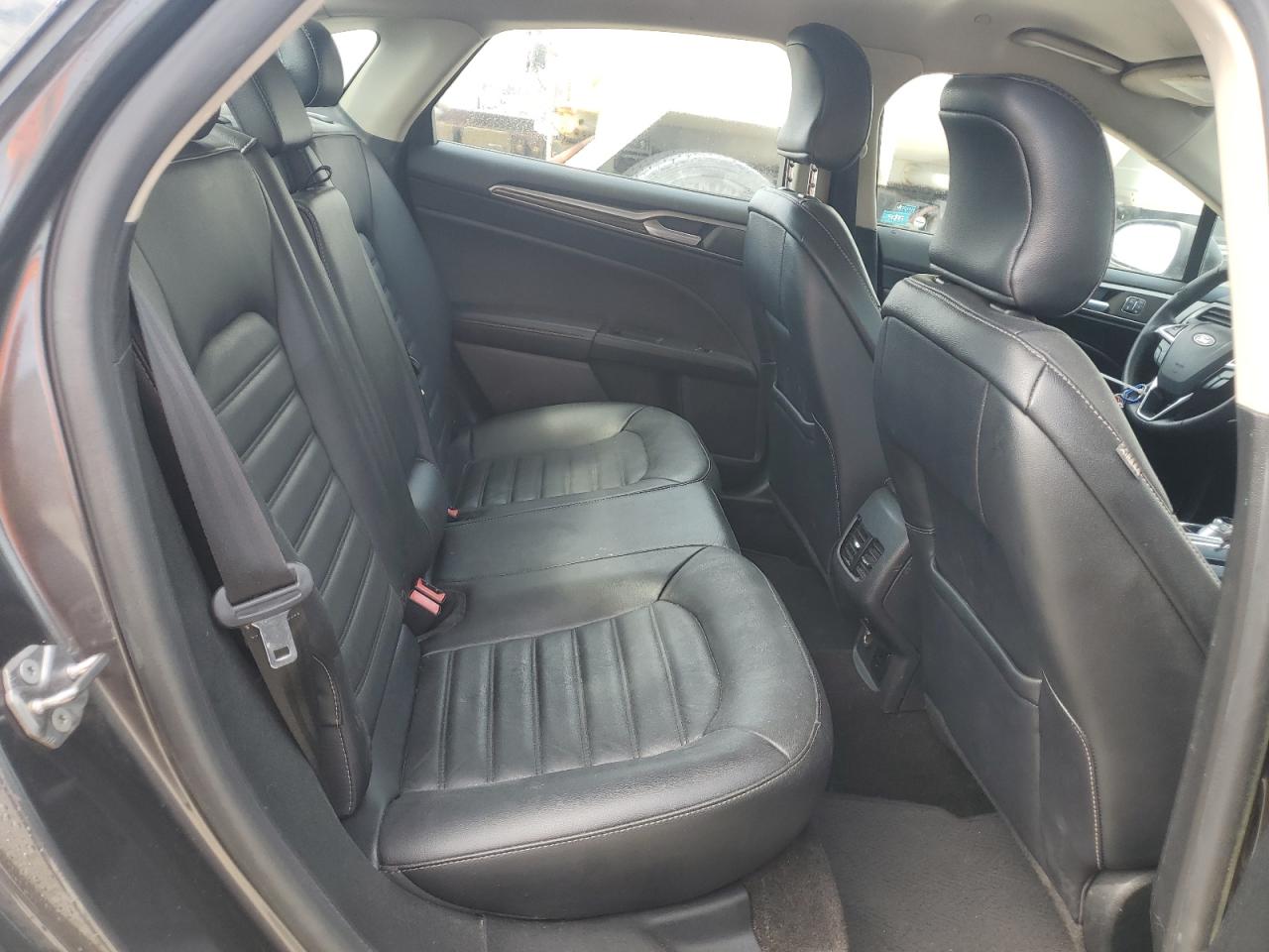 2018 Ford Fusion - Image 10