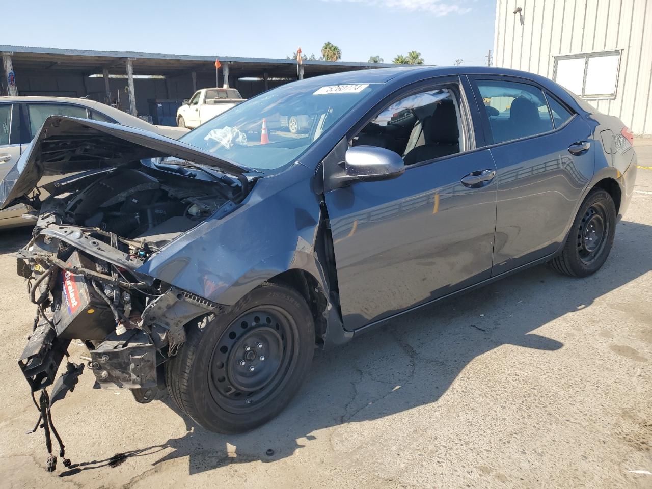 VIN 2T1BURHE4JC970930 2018 TOYOTA COROLLA no.1