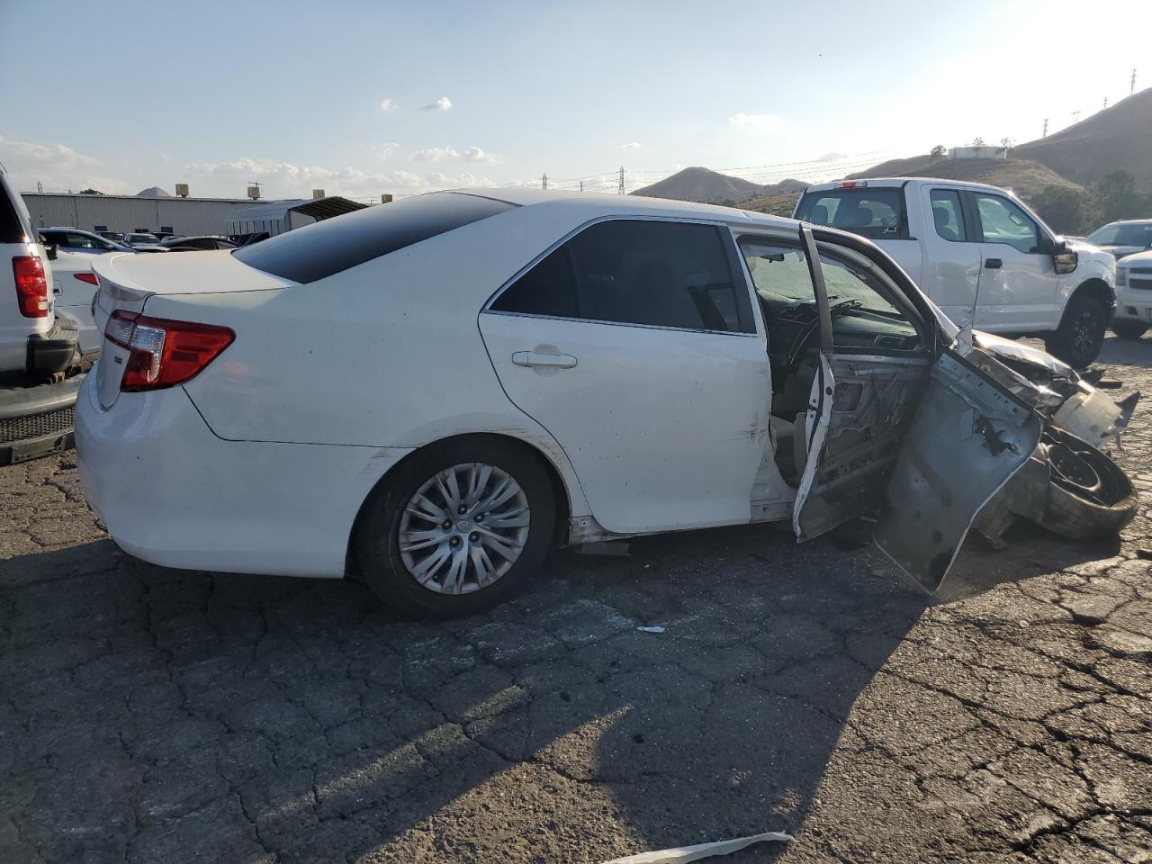 2012 Toyota Camry - Image 3