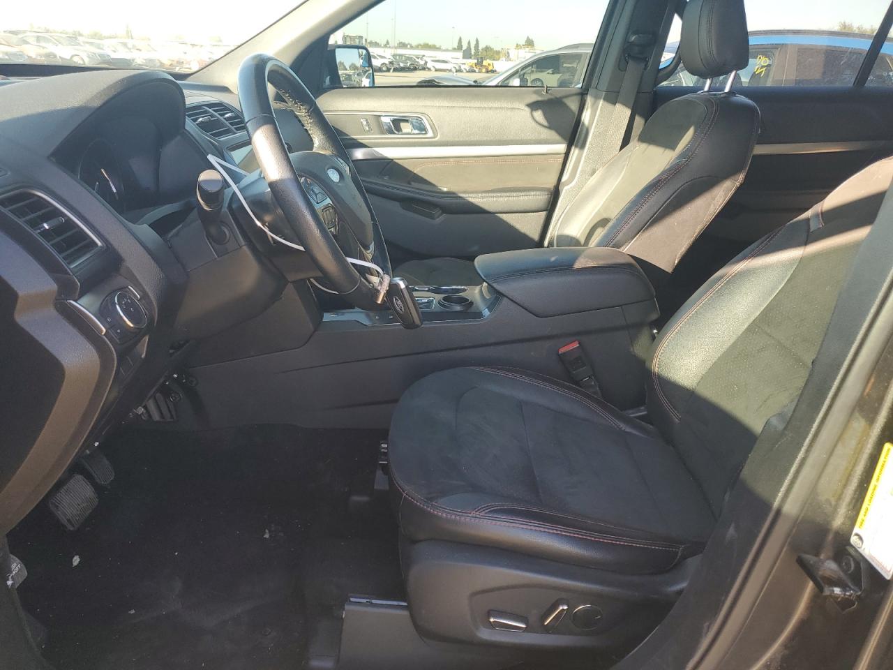 2018 Ford Explorer - Image 7