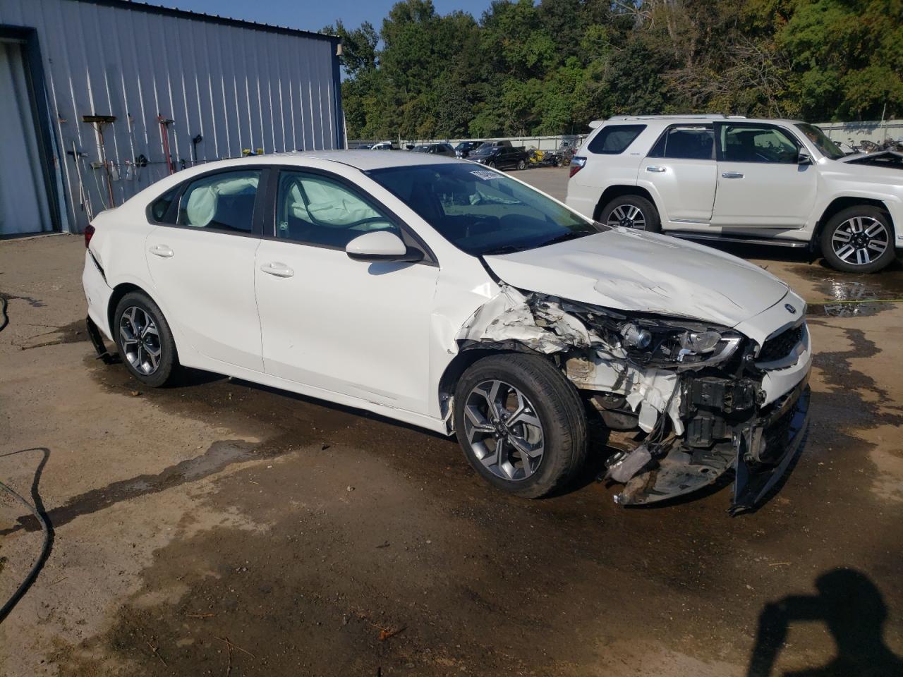 2019 Kia Forte - Image 4
