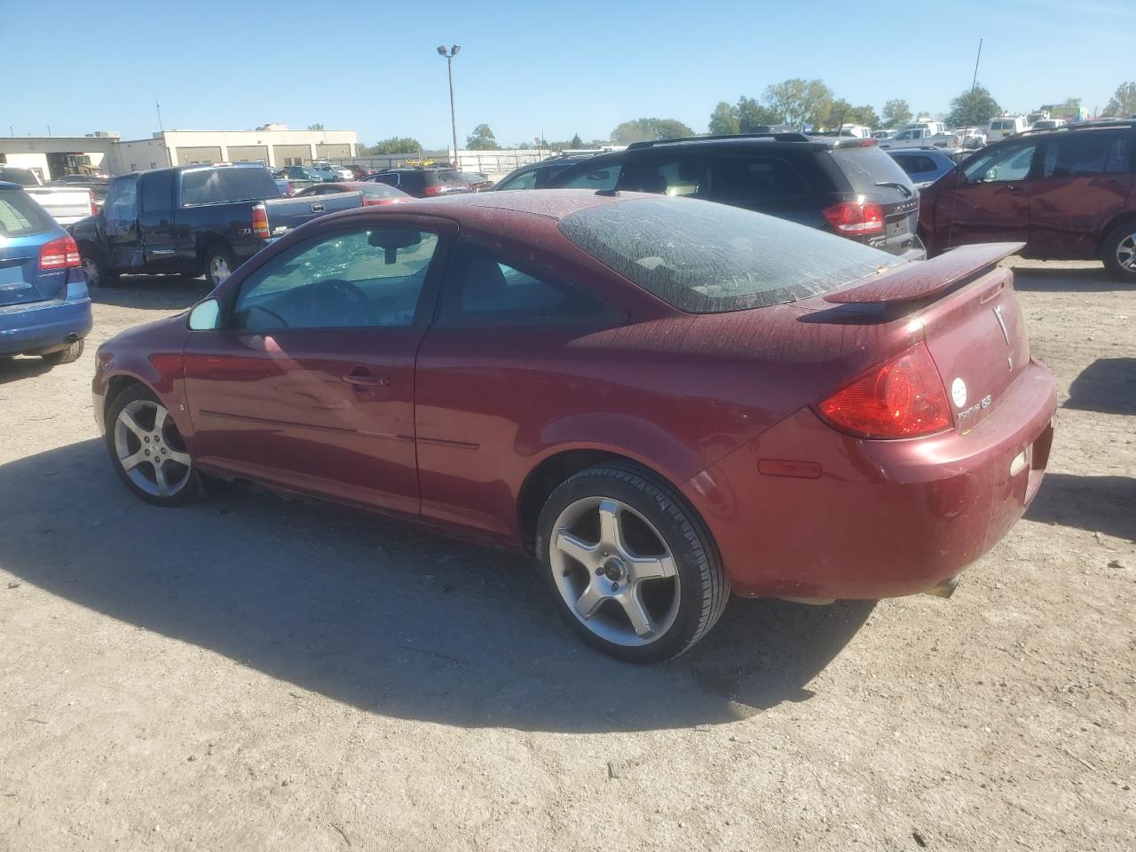 2009 Pontiac G5 - Image 2