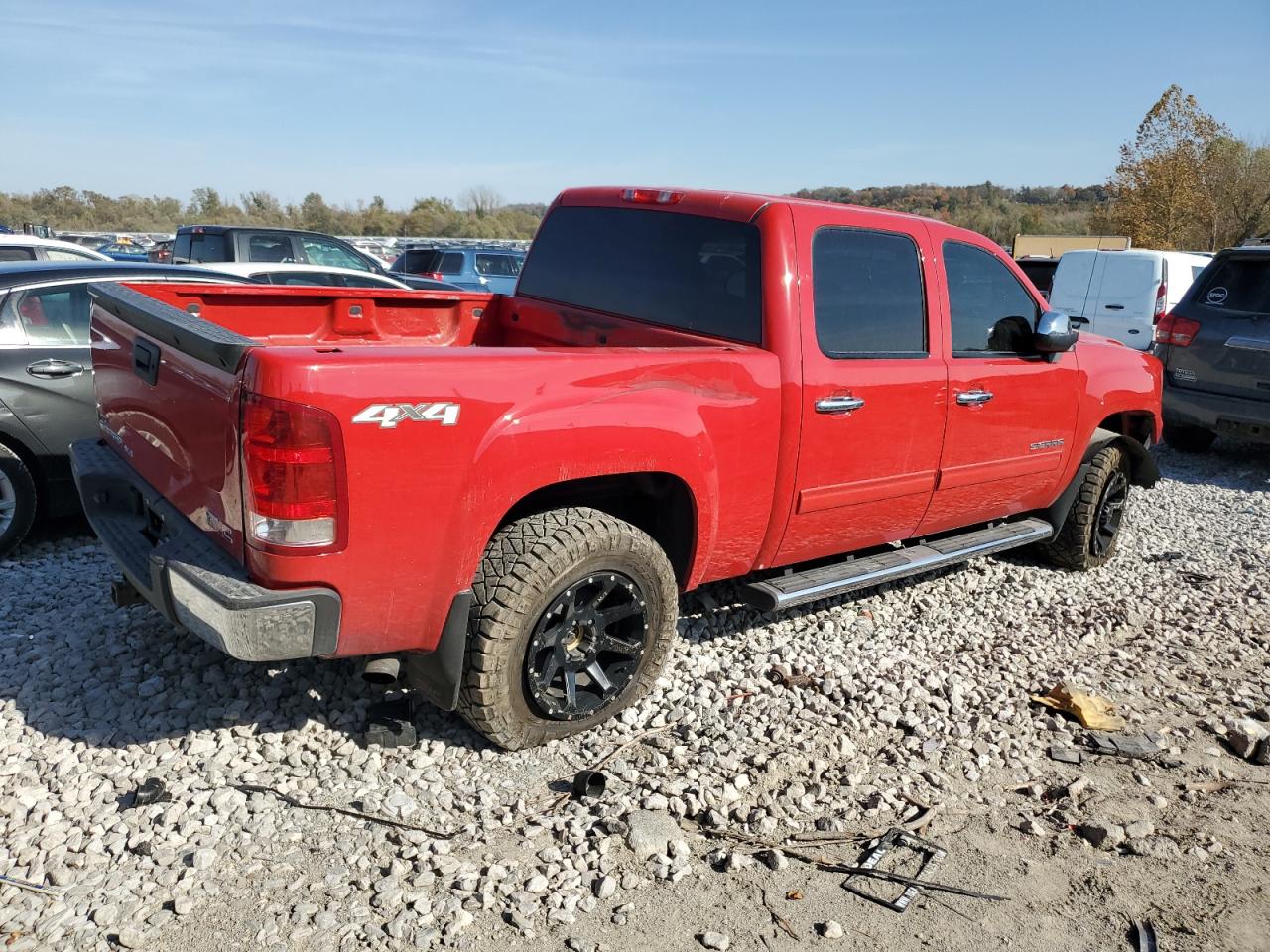 2011 GMC Sierra - Image 3