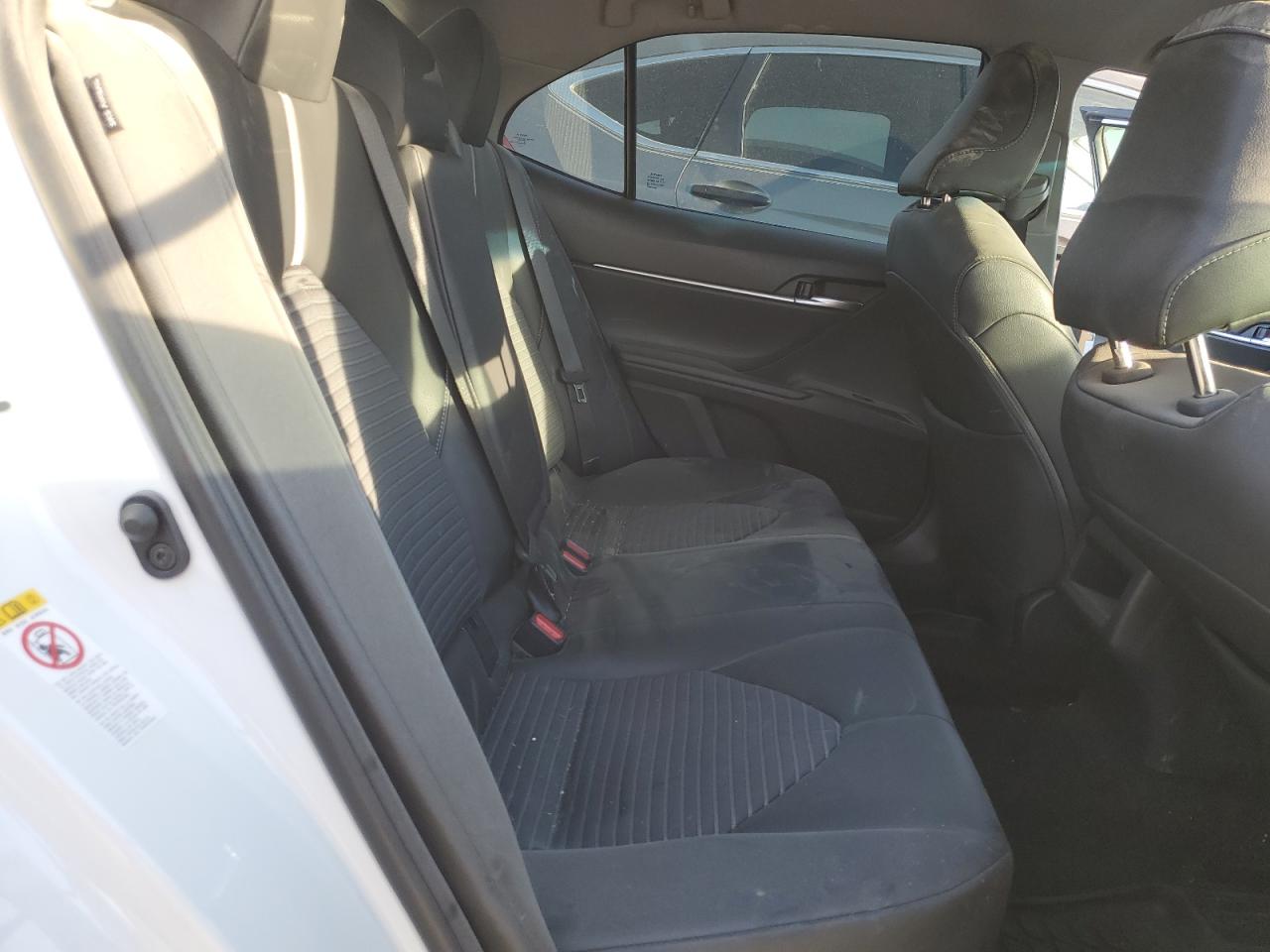 2018 Toyota Camry - Image 10