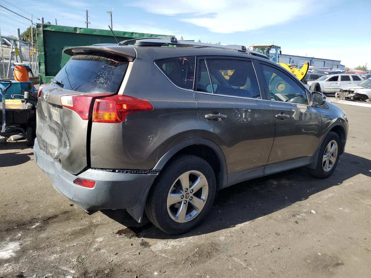 VIN 2T3RFREV0FW252897 2015 TOYOTA RAV4 no.3