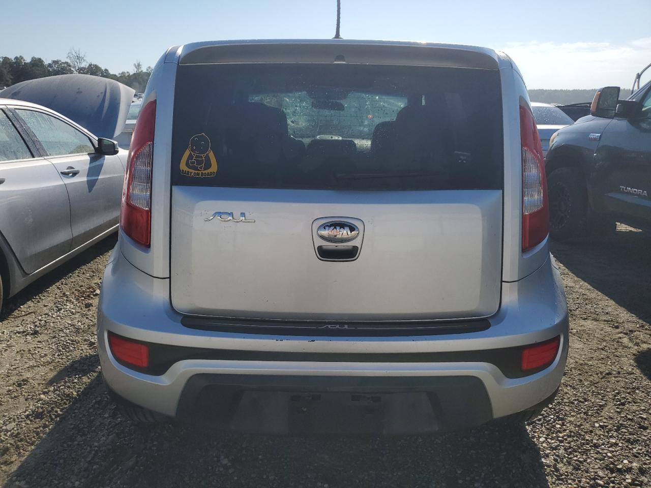 2013 Kia Soul + VIN: KNDJT2A61D7537614 Lot: 73929114