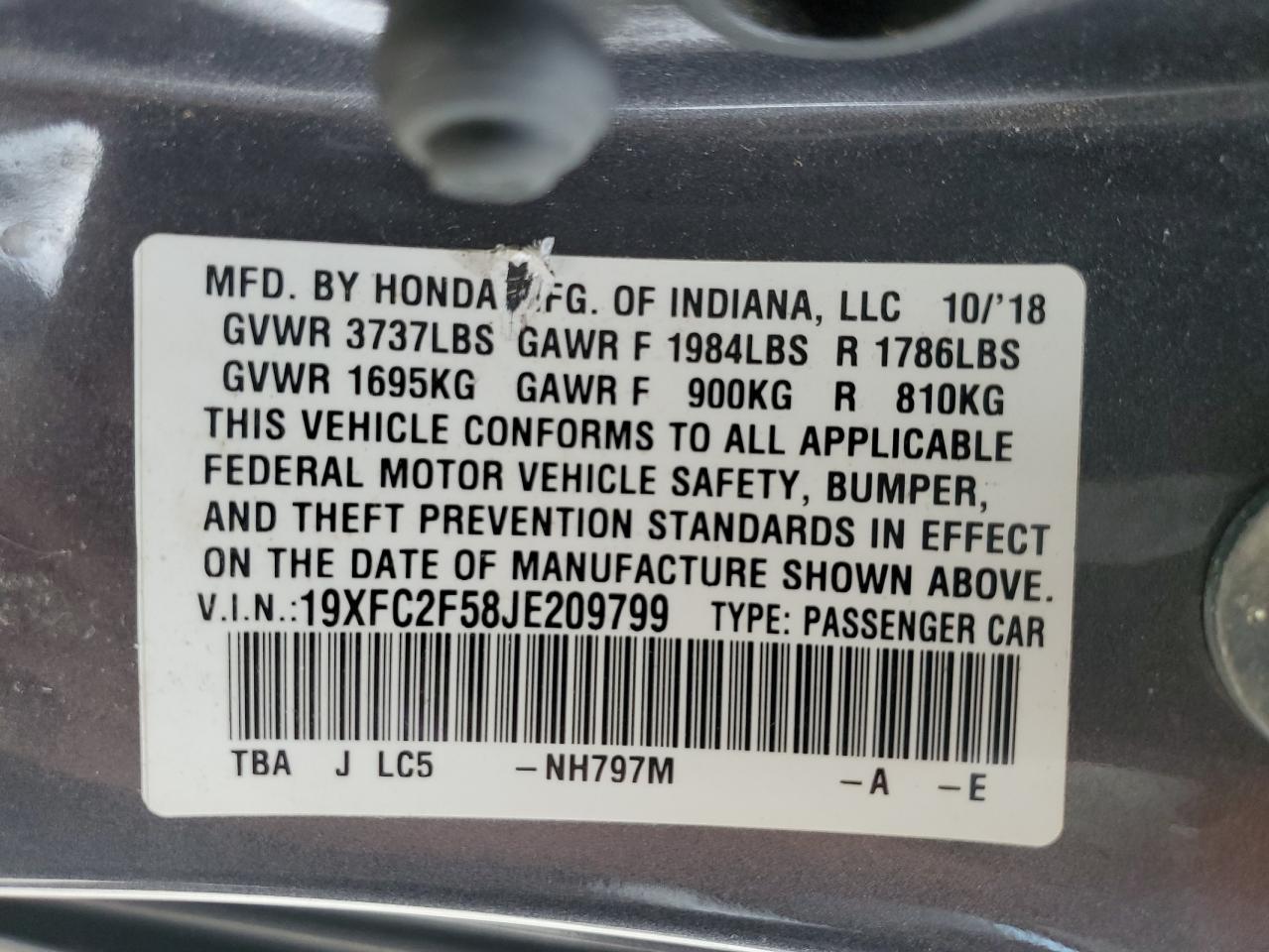 19XFC2F58JE209799 2018 Honda Civic Lx