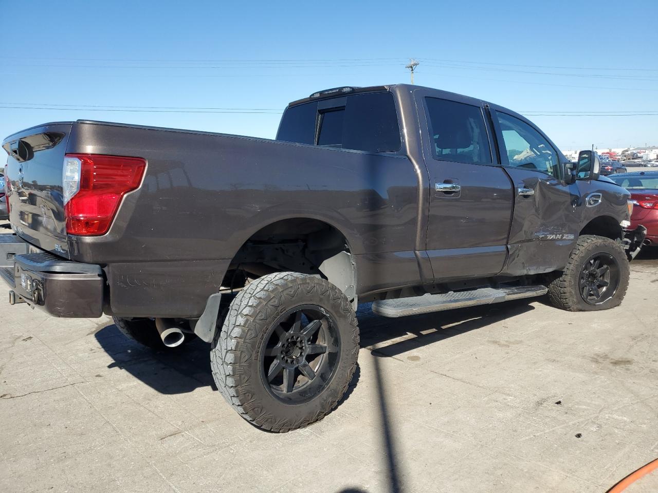2017 Nissan Titan - Image 3