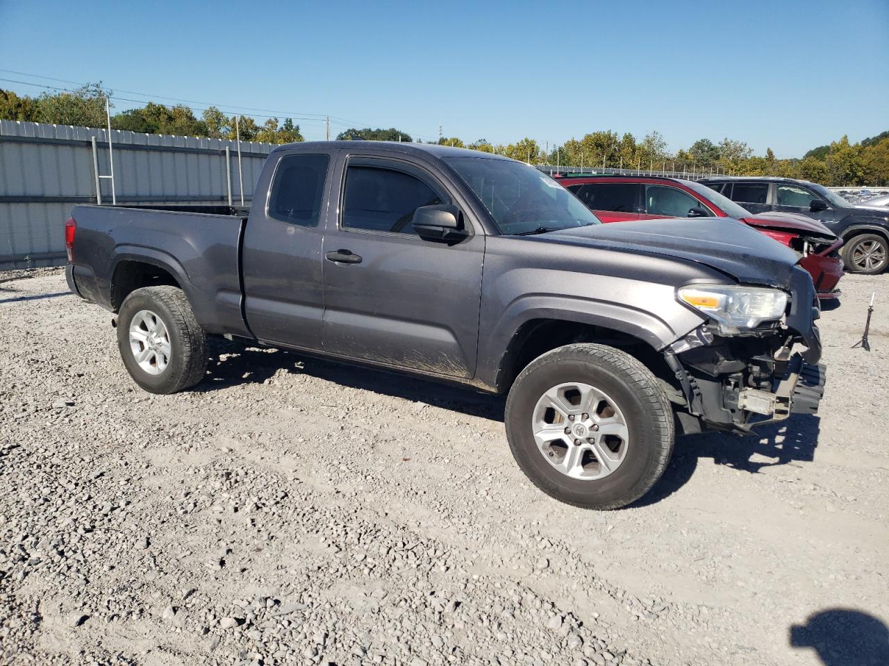 VIN 5TFRX5GN7GX058738 2016 TOYOTA TACOMA no.4