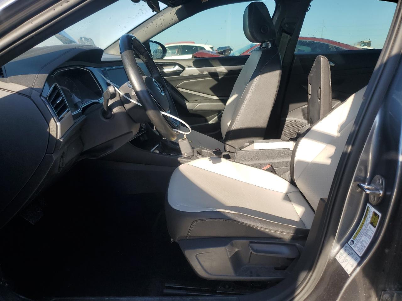 2019 Volkswagen Jetta - Image 7