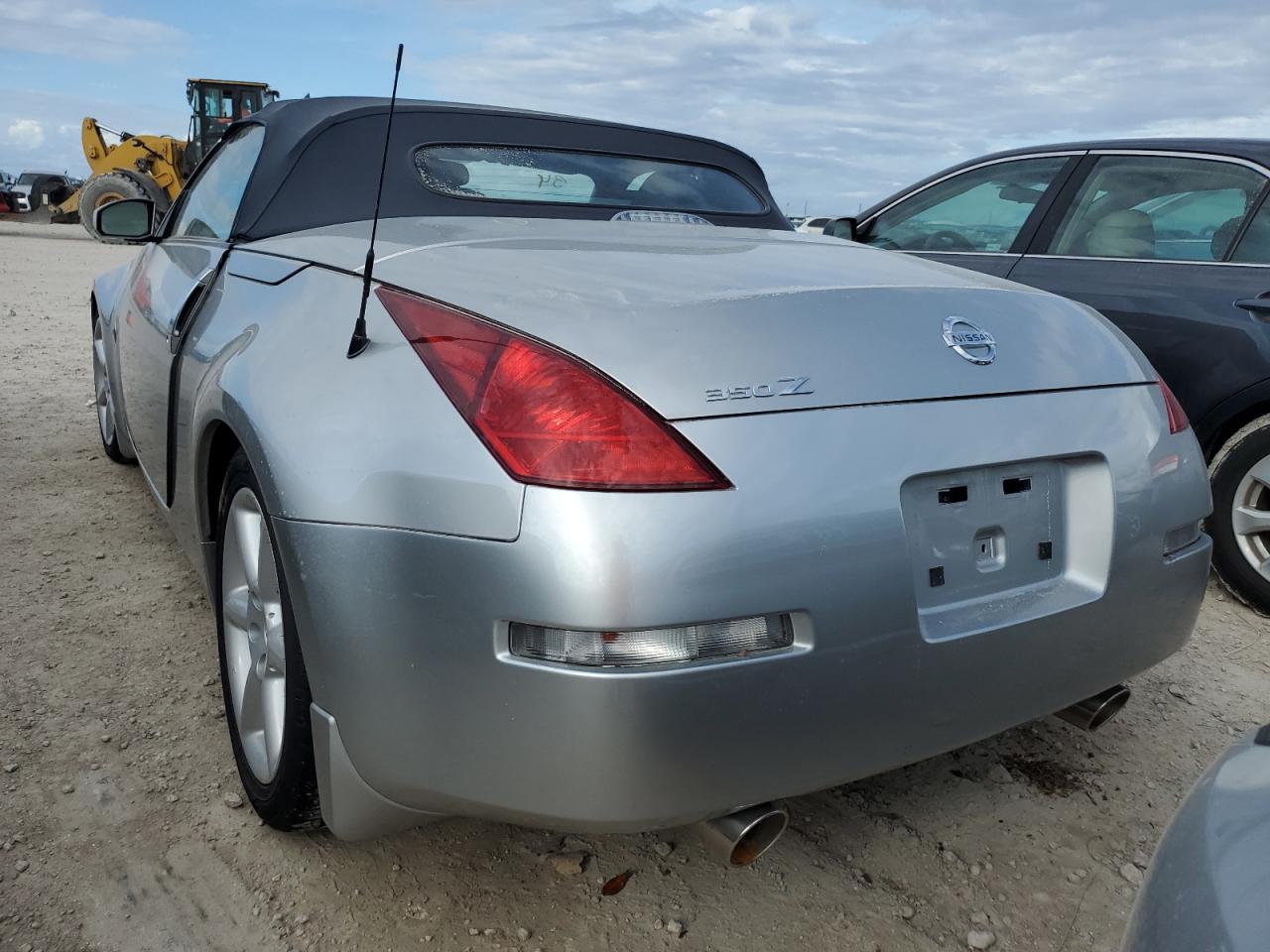 2004 Nissan 350Z Roadster VIN: JN1AZ36A94T005068 Lot: 75904274