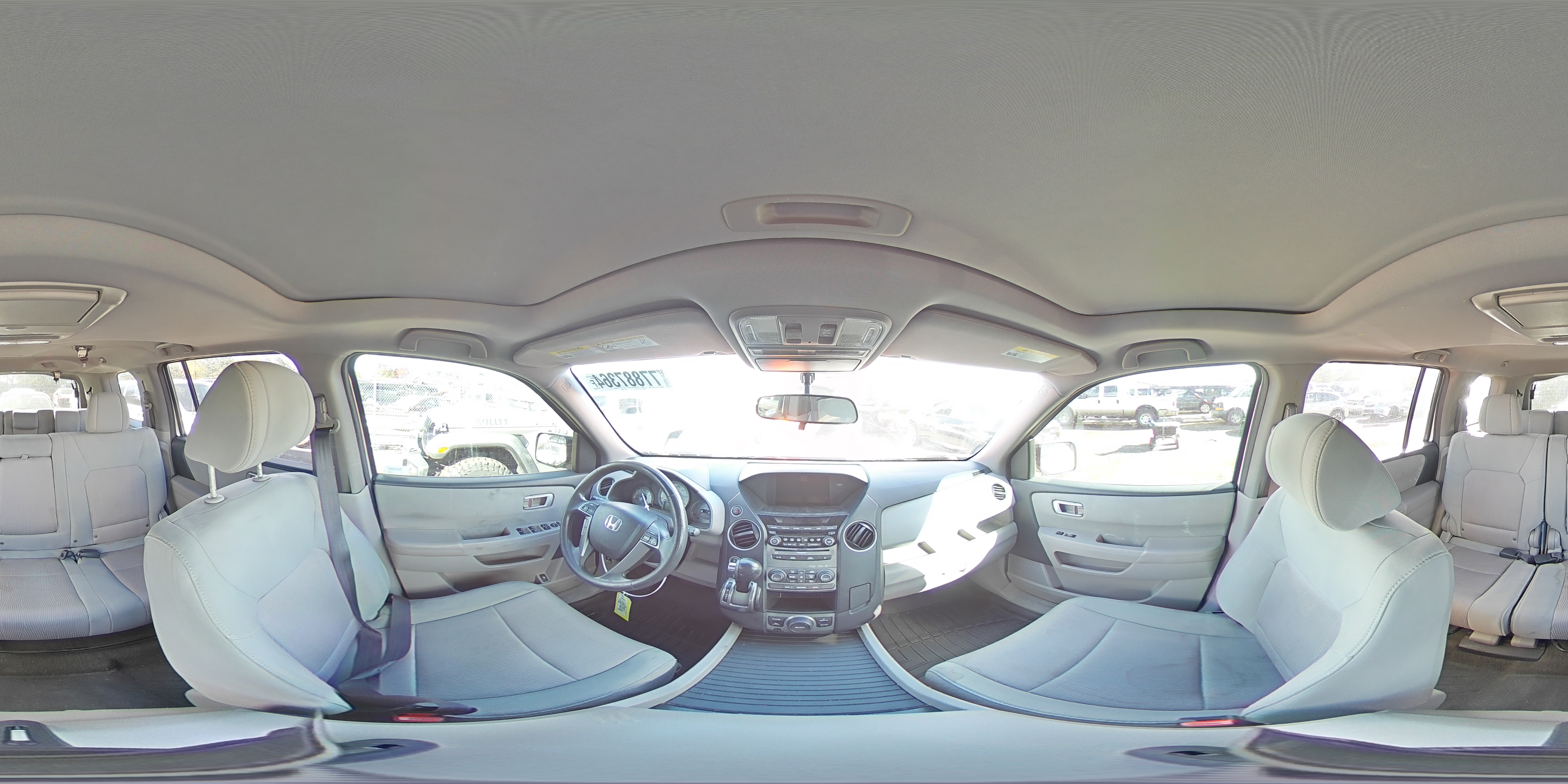 2015 Honda Pilot - Image 13