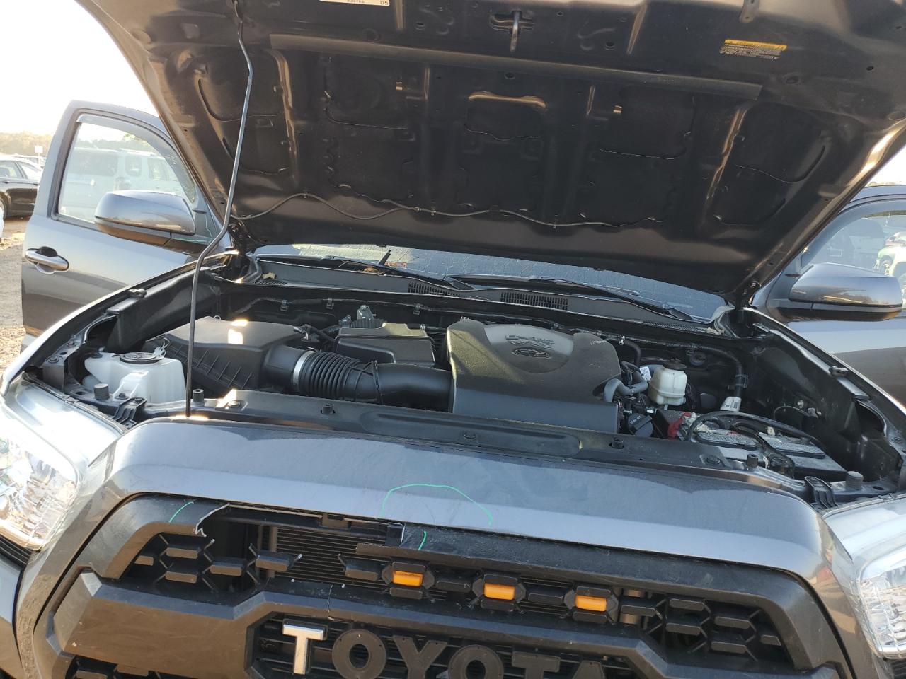 2021 Toyota Tacoma - Image 11