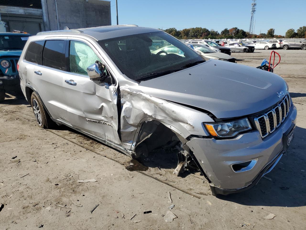 2018 Jeep Grand Cherokee - Image 4