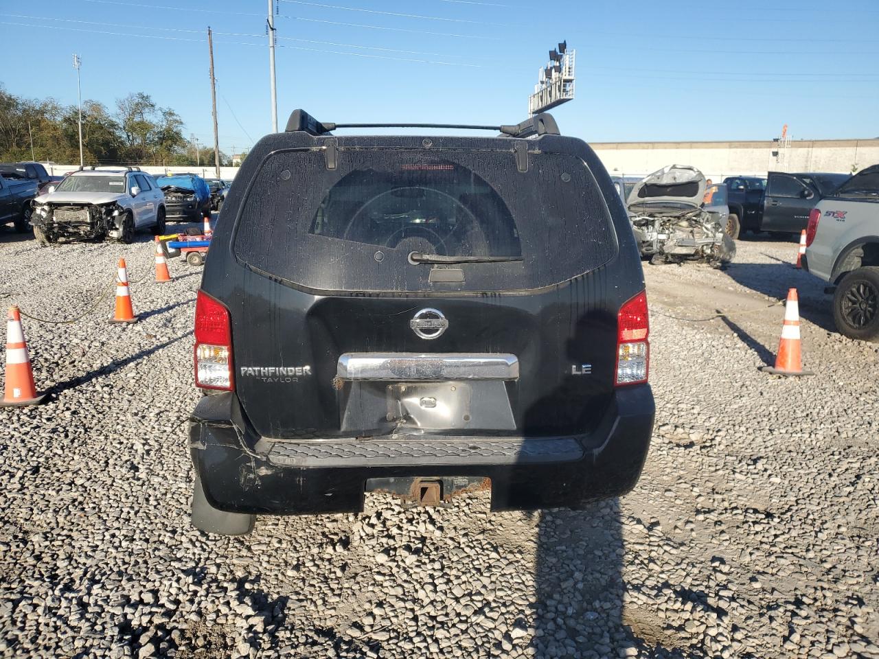 2005 Nissan Pathfinder Le VIN: 5N1AR18W35C719530 Lot: 74310774