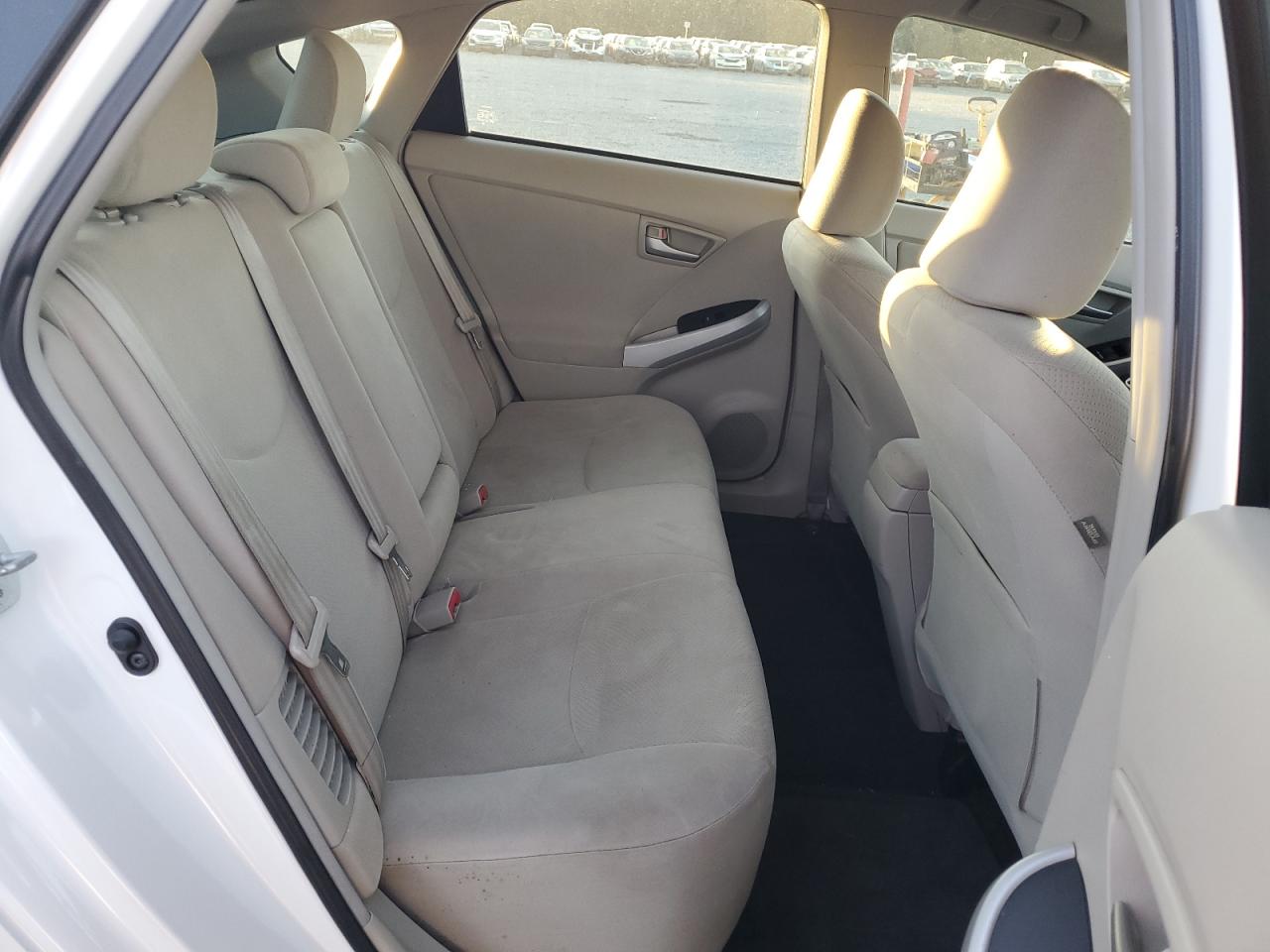 2013 Toyota Prius - Image 10