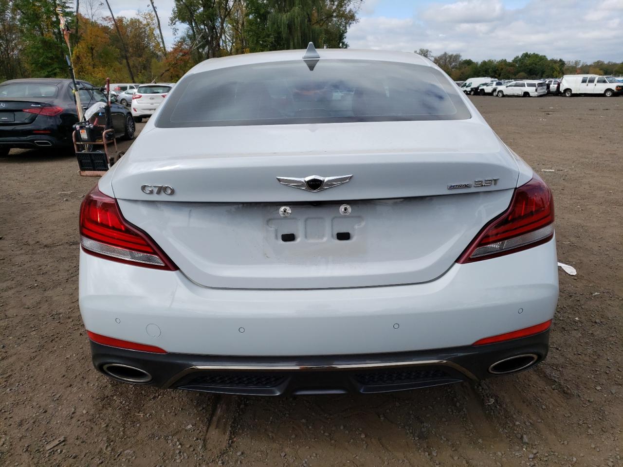 KMTG34LE8KU037427 2019 Genesis G70 Prestige