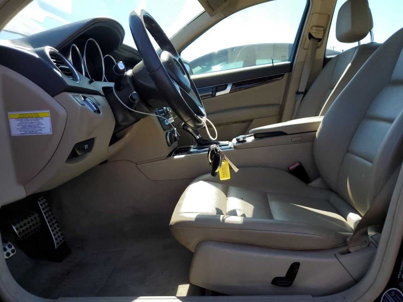 2013 Mercedes-Benz C 250 VIN: WDDGF4HB8DR278582 Lot: 76100294