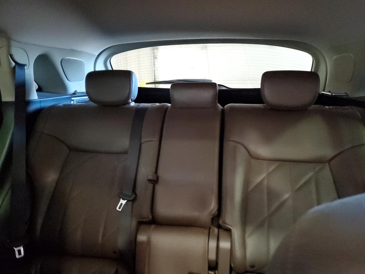 2015 Infiniti QX70 - Image 10