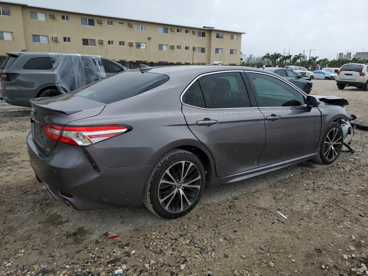 2020 Toyota Camry - Image 3