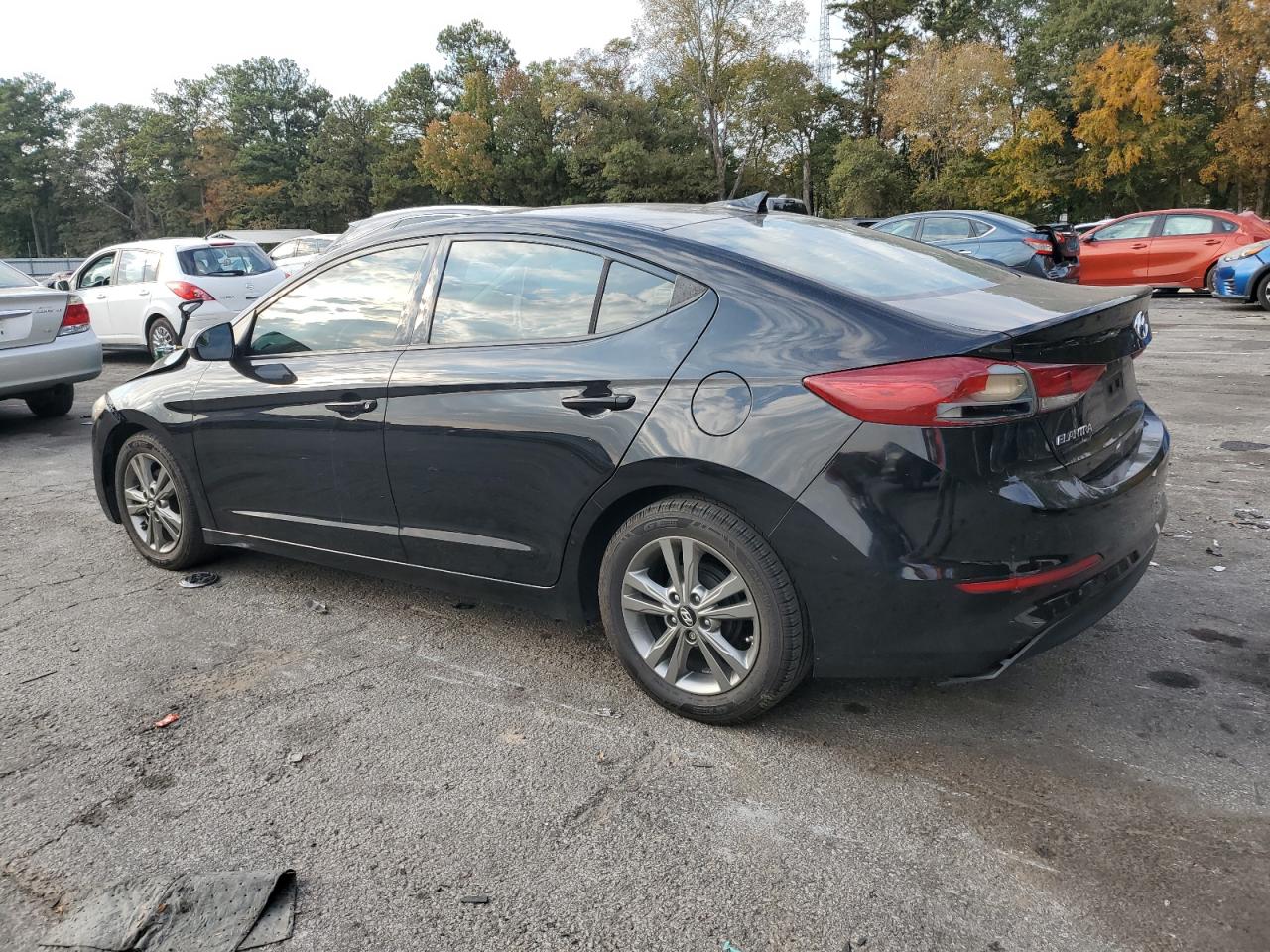2017 Hyundai Elantra - Image 2