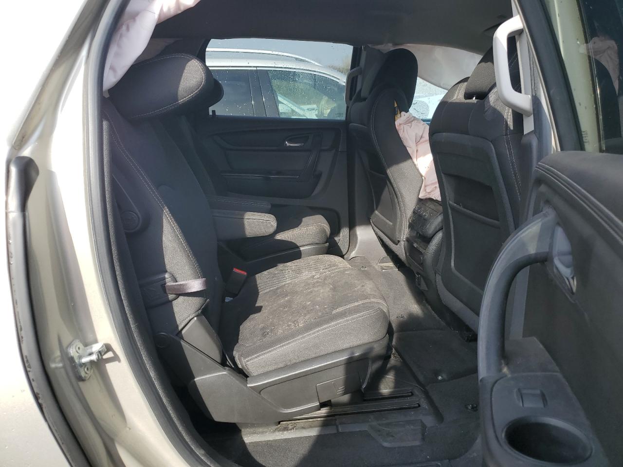 2015 GMC Acadia - Image 11
