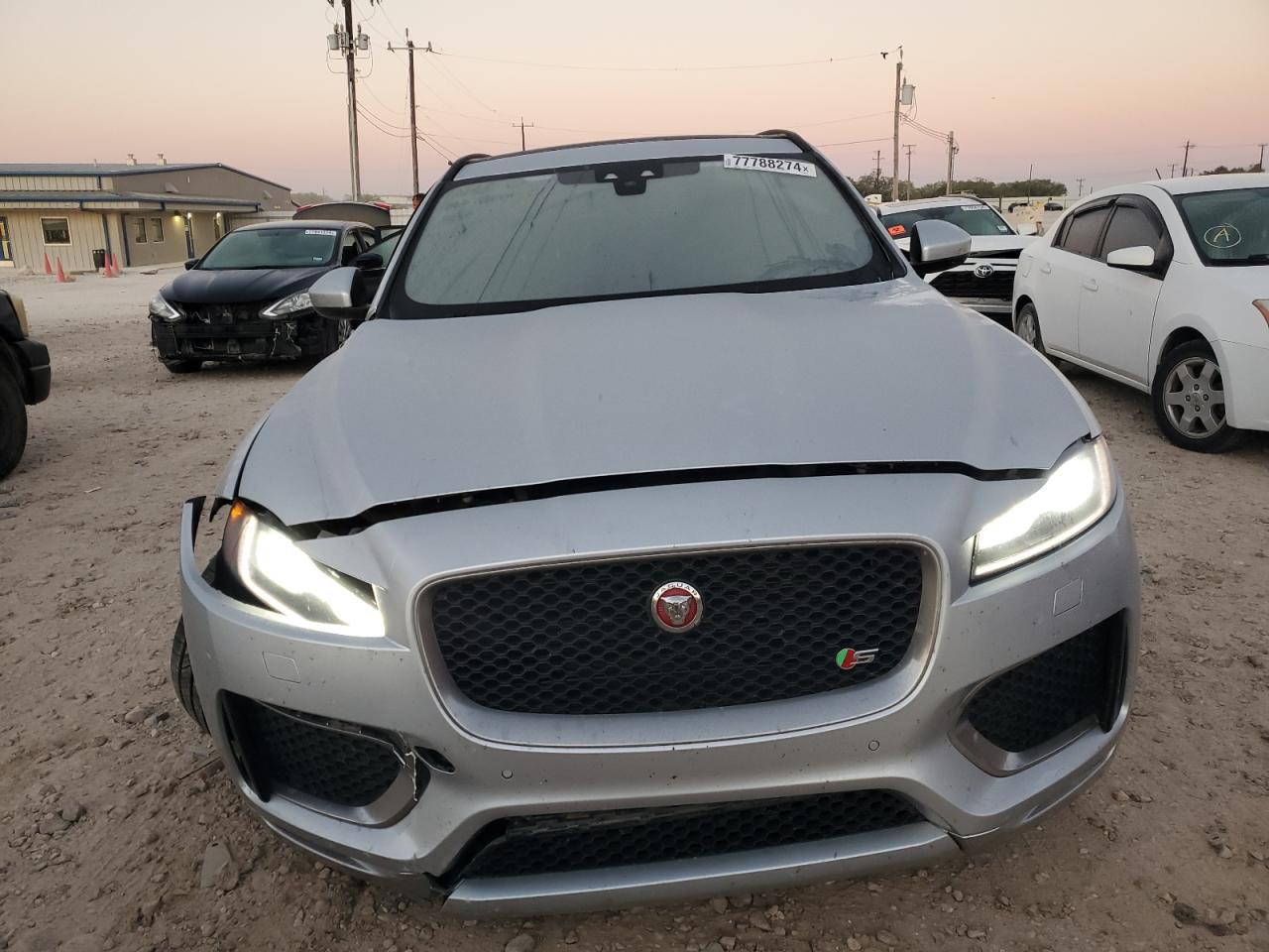 2018 Jaguar F-Pace - Image 5