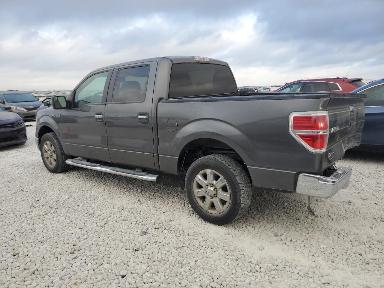 2013 Ford F-150 - Image 2