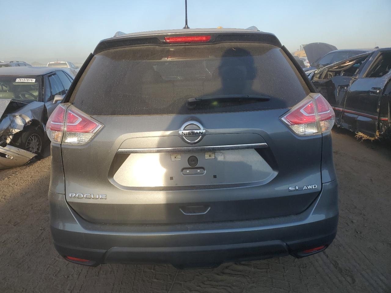 2015 Nissan Rogue S VIN: 5N1AT2MV5FC838007 Lot: 76172454