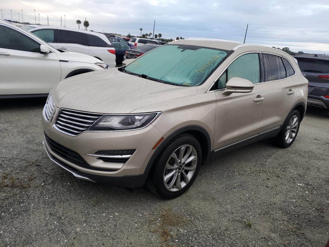 VIN 5LMCJ2C99HUL62275 2017 LINCOLN MKC no.1