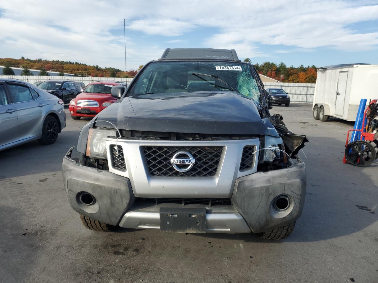 VIN 5N1AN0NW8FN663312 2015 NISSAN XTERRA no.5