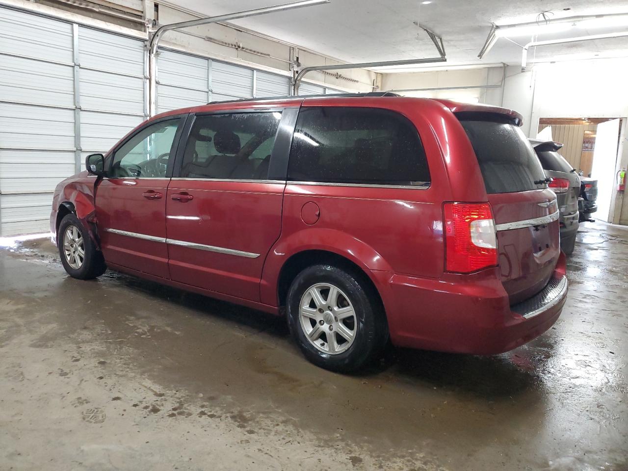 2011 Chrysler Town & Country Touring VIN: 2A4RR5DG6BR616077 Lot: 73594714