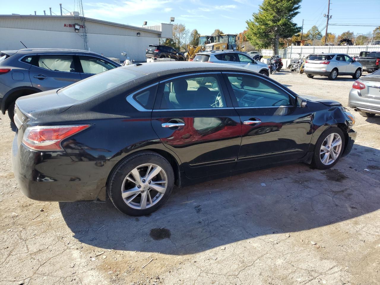 2015 Nissan Altima - Image 3