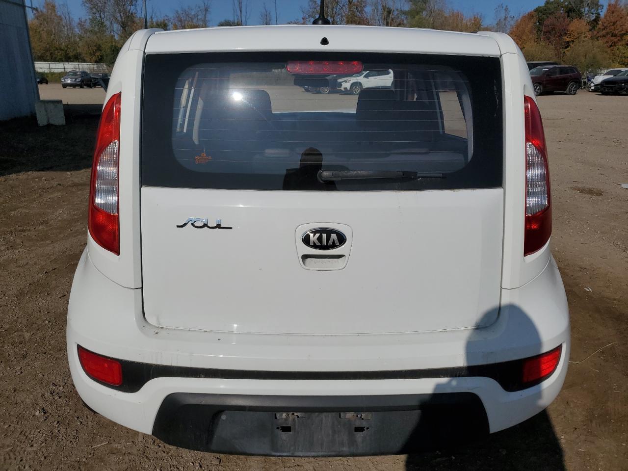 2013 Kia Soul VIN: KNDJT2A51D7567929 Lot: 76410624