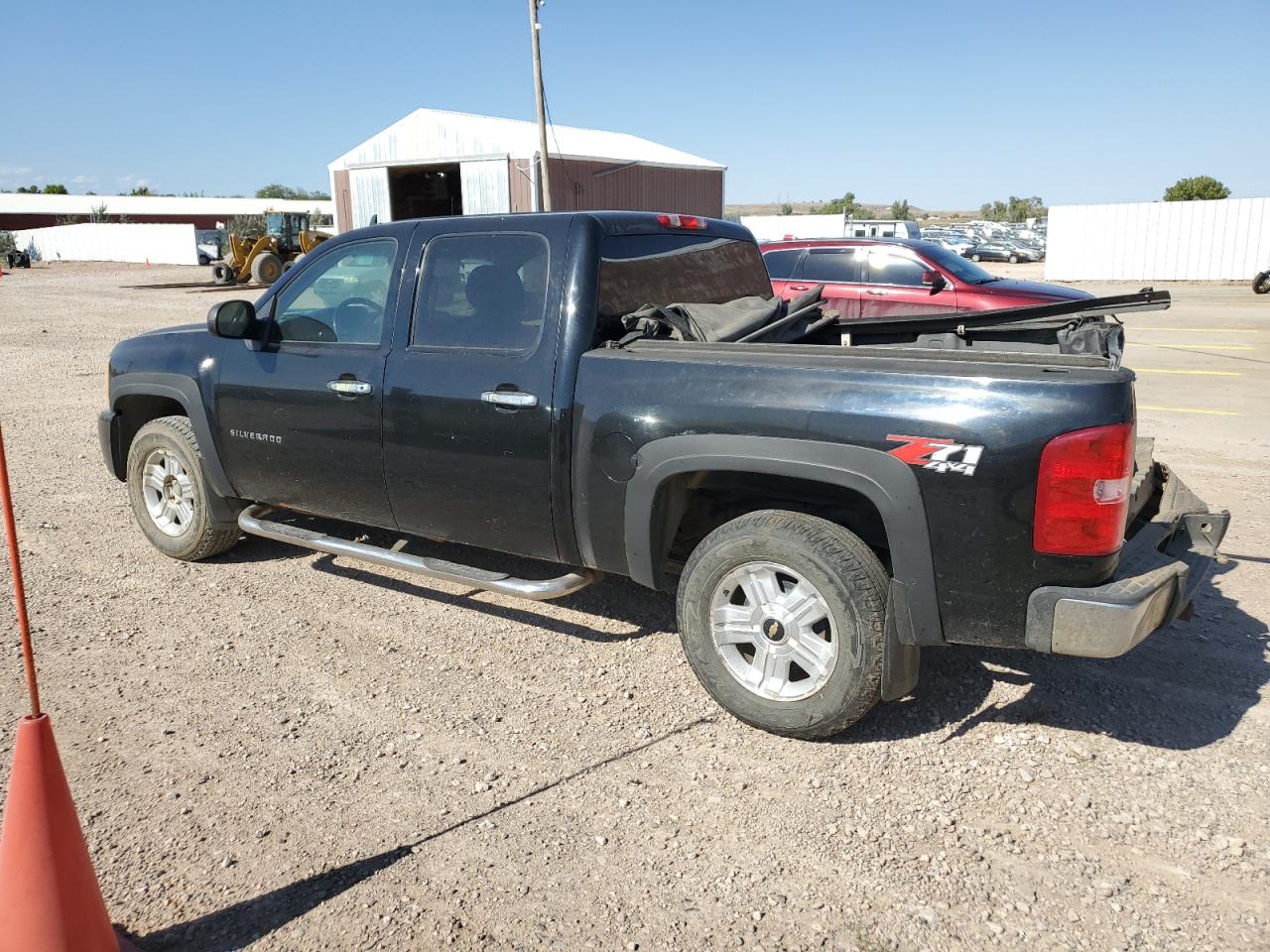 2009 Chevrolet Silverado - Image 2