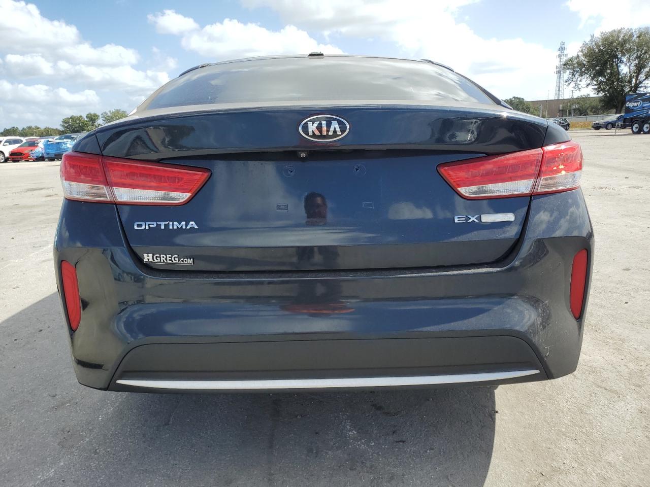 2017 Kia Optima Hybrid VIN: KNAGU4LE7H5009677 Lot: 78430514