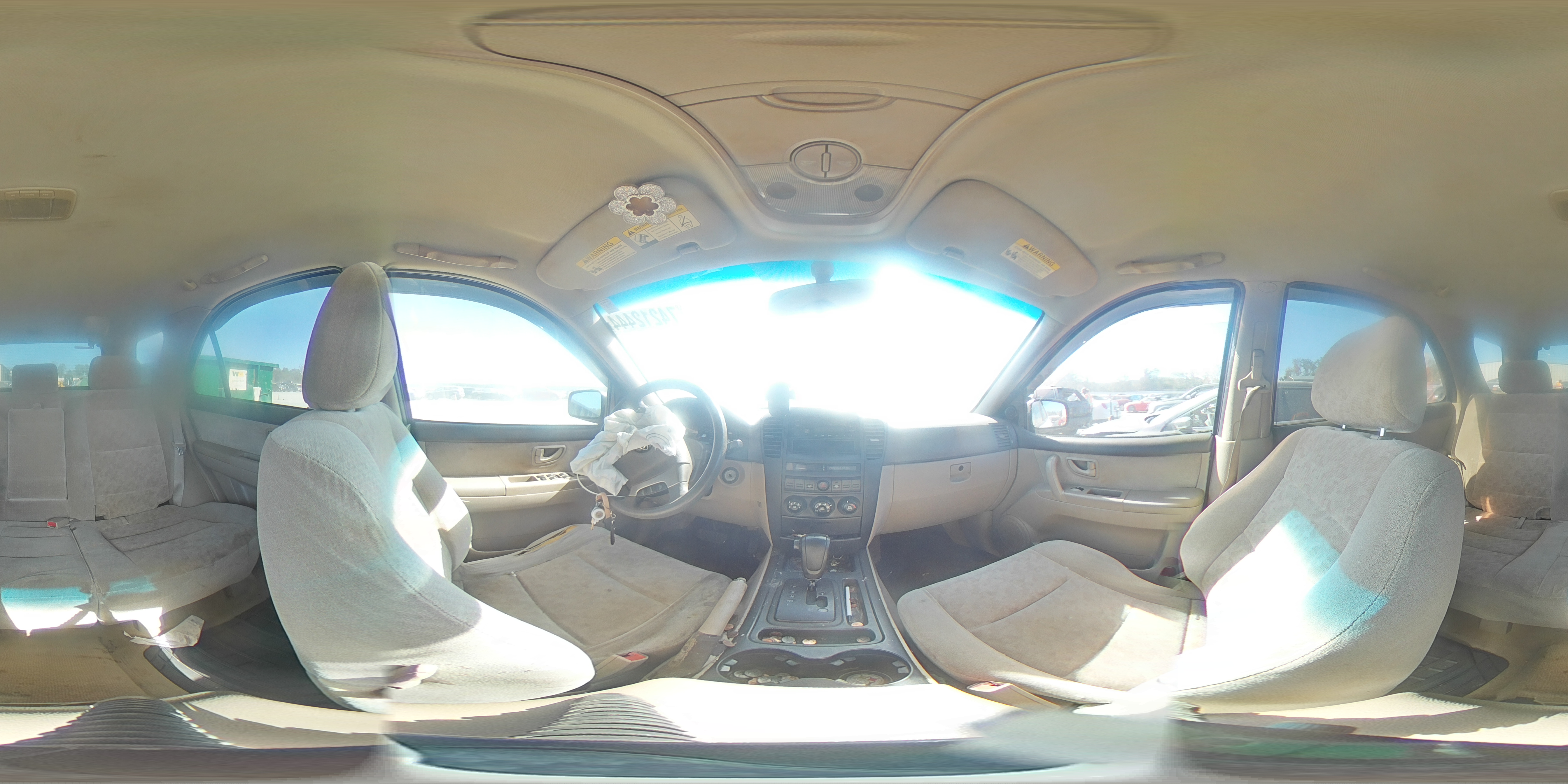 2005 Kia Sorento - Image 13