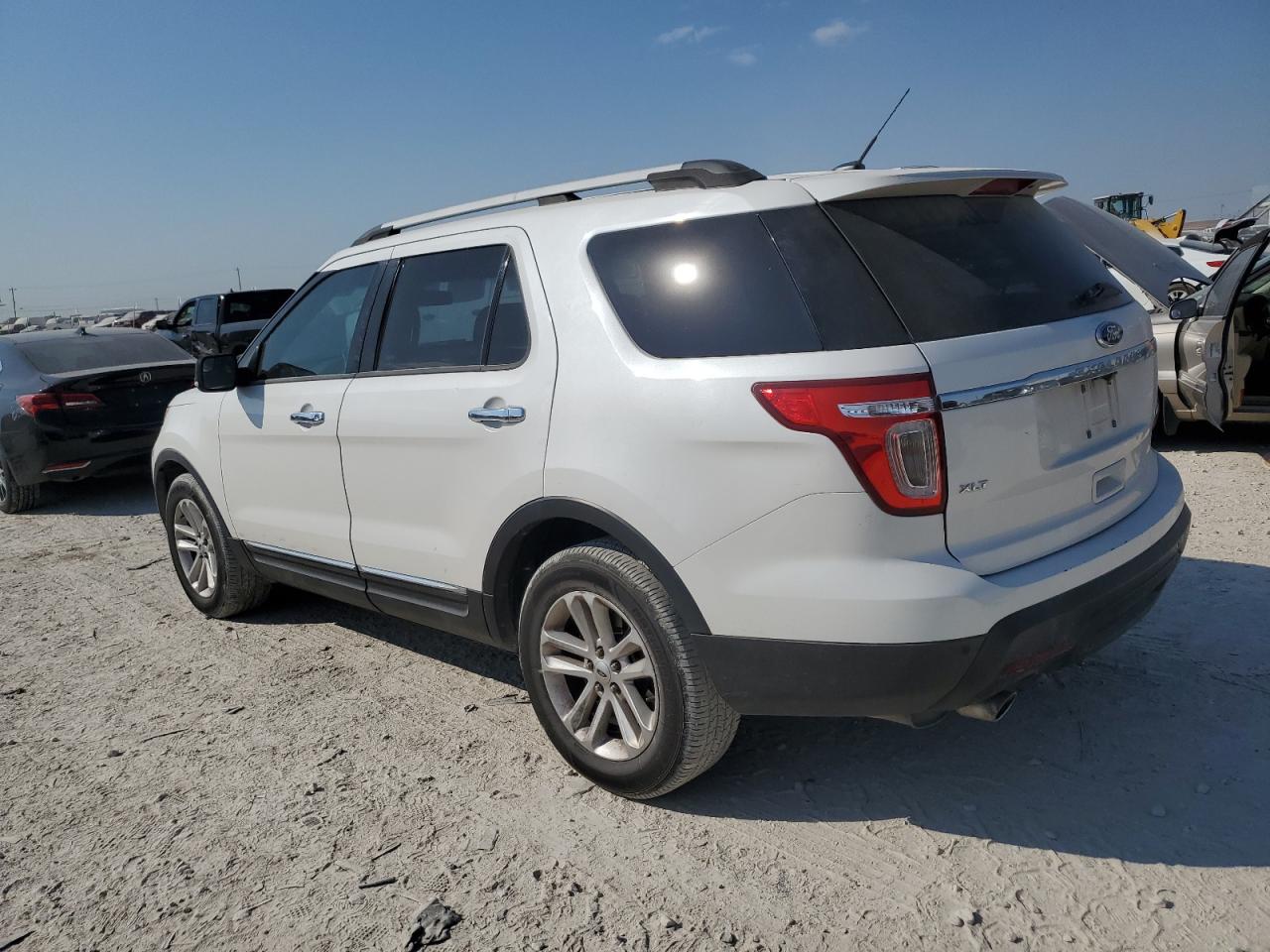 2013 Ford Explorer - Image 2