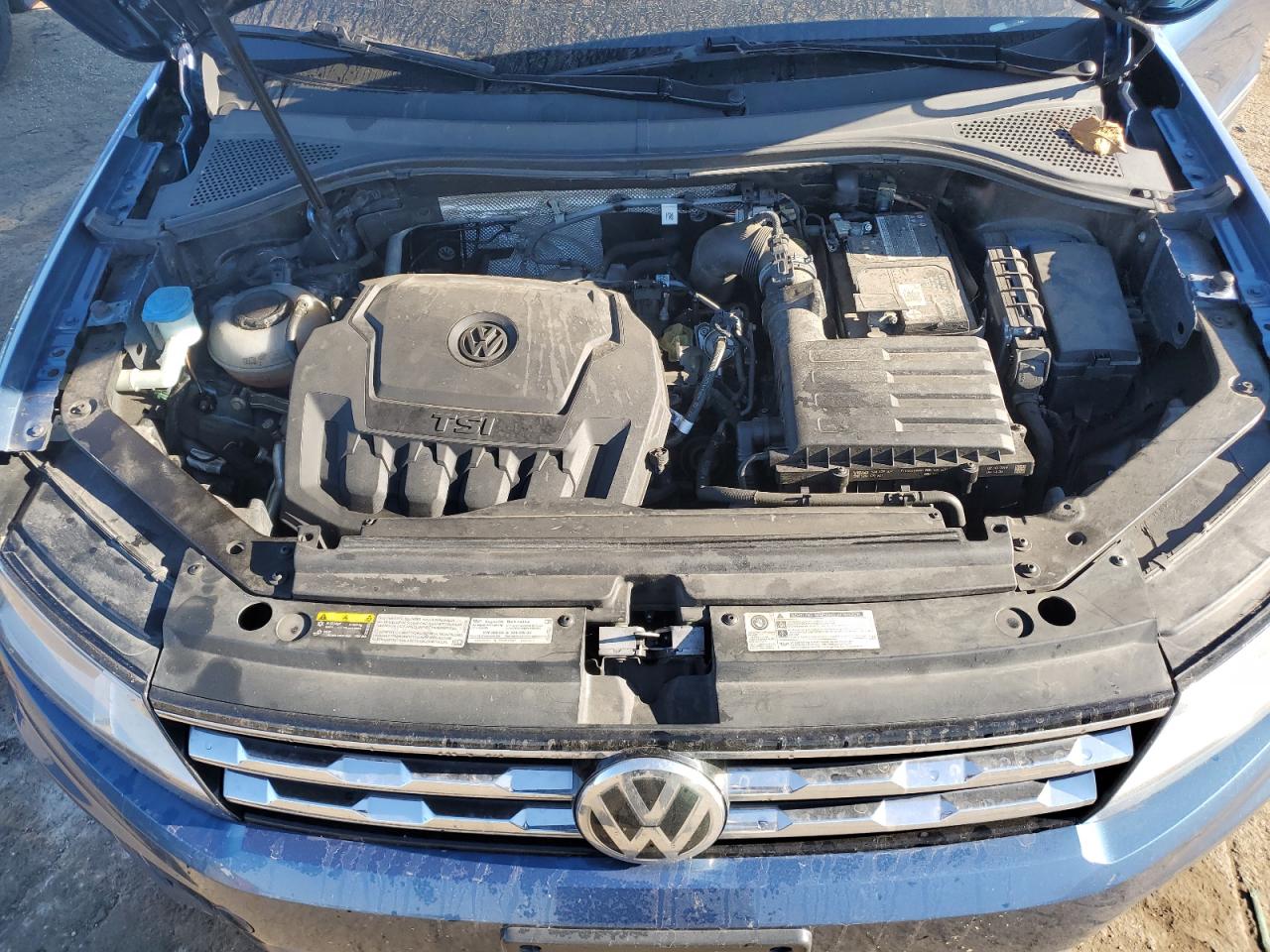 2020 Volkswagen Tiguan - Image 11