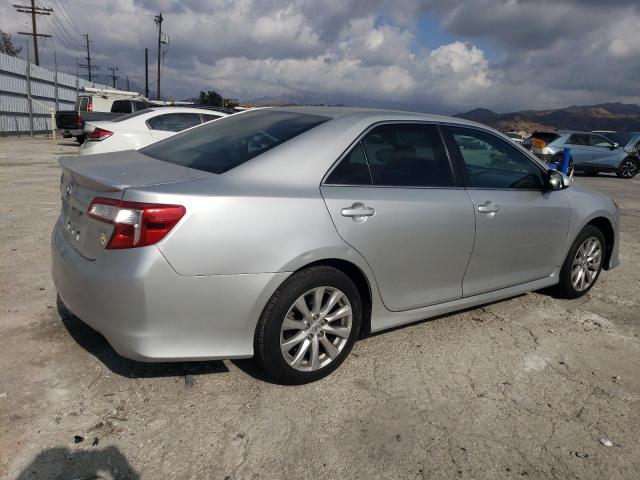  TOYOTA CAMRY 2014 Сріблястий