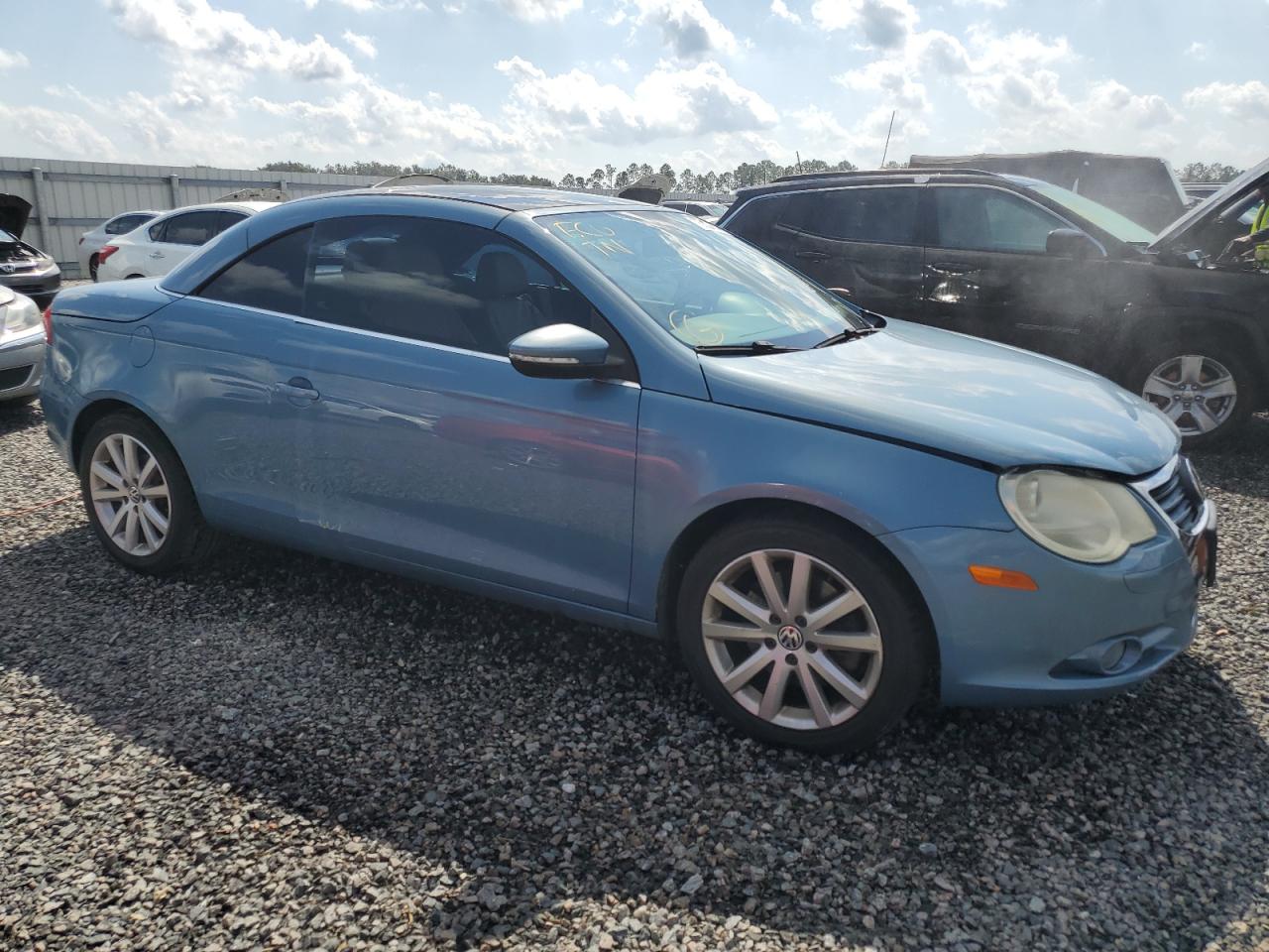 2009 Volkswagen Eos - Image 4