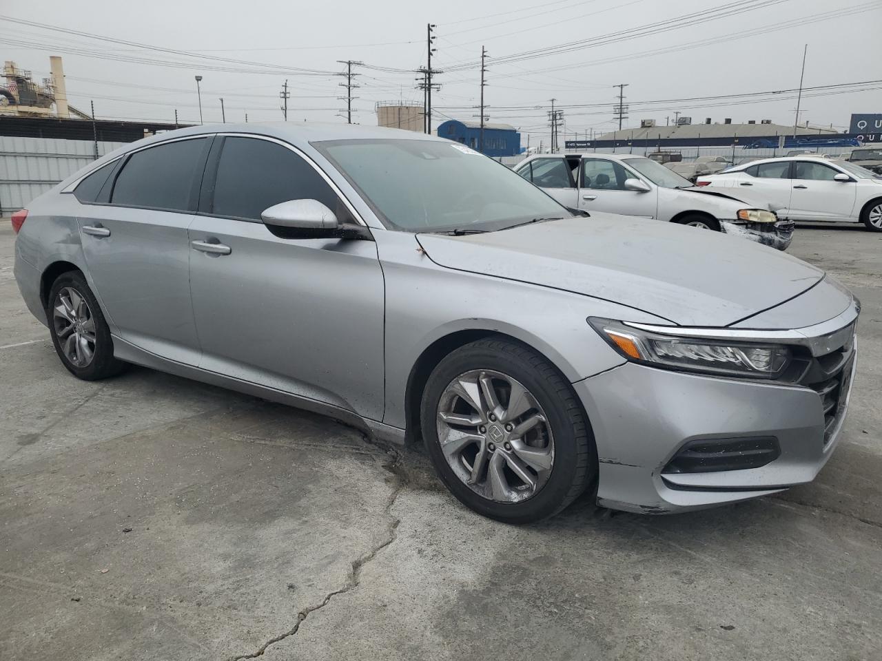 VIN 1HGCV1F18KA049241 2019 HONDA ACCORD no.4