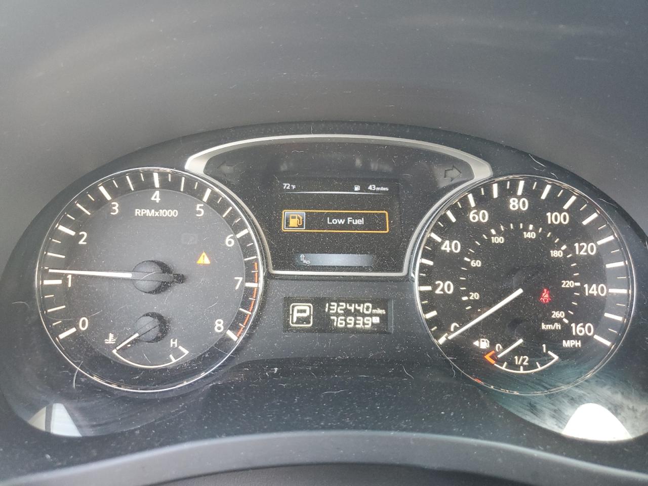 2015 Nissan Altima - Image 9